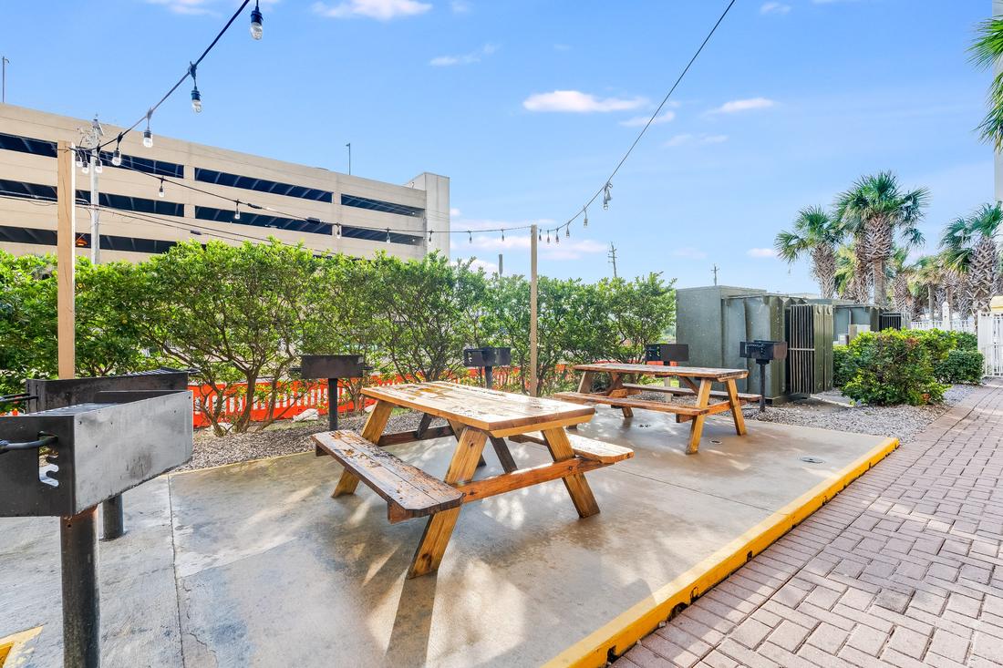 Grill and picnic area