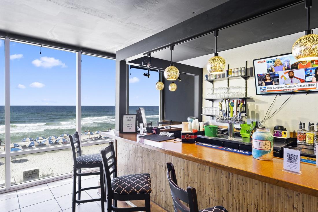 Waves Bar & Grill with Gulf view