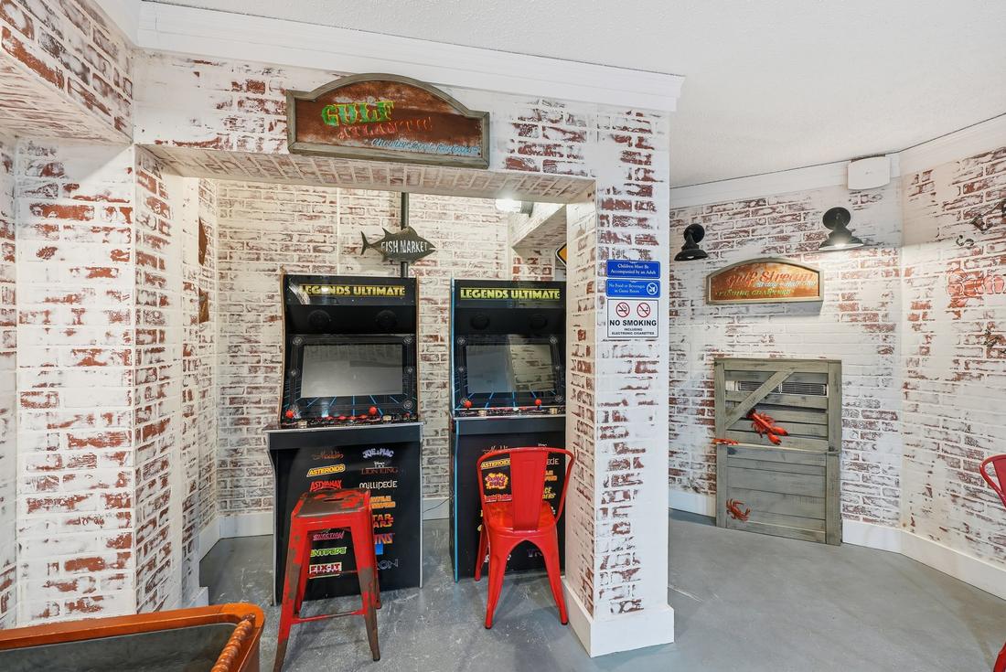 Arcade machines in the game room
